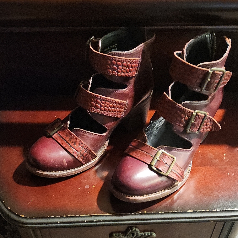 Freebird Burgundy Heeled Boots with Buckle Straps
